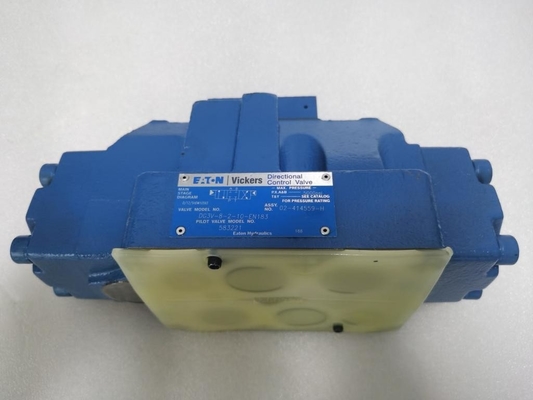 B220400000114 วาล์วเปลี่ยนการควบคุมไฮดรอลิก DG3V-8-2-10-EN183 Eaton Vickers Solenoid Valve