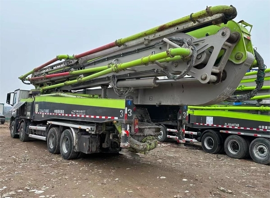 2021 Zoomlion 62M รถบรรทุกปั๊มคอนกรีตมือสอง พร้อมชาสี BENZ